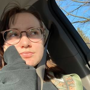 Meet your Posher, Kay